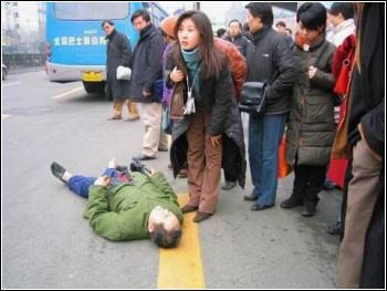 0000000000000000000000000000000000000000000000000000000000000000