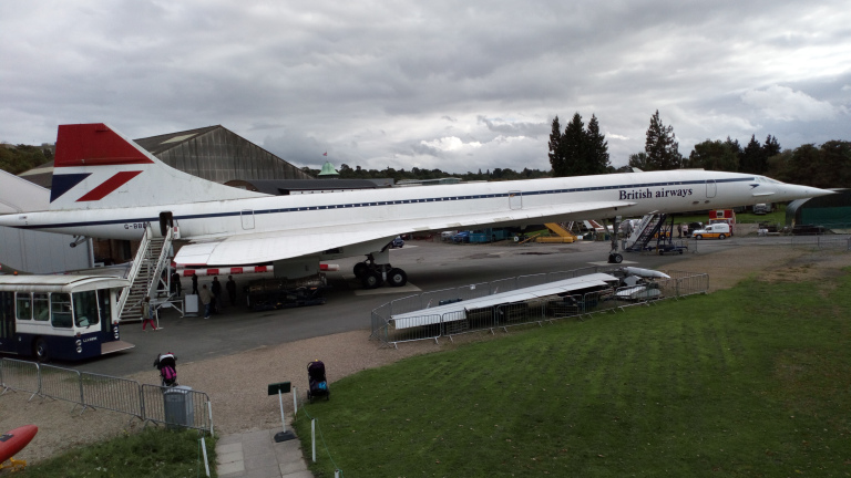 0000000000000000000000000000000000000000000000000000000000