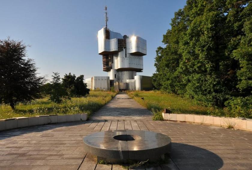 00000000000000000000000000000000000000000000000000000000000000