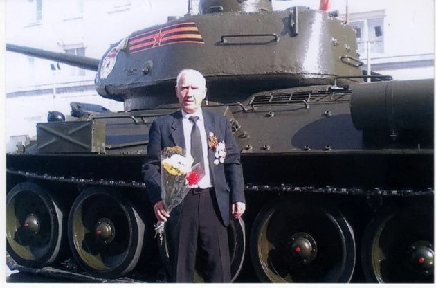 0000000000000000000000000000000000000000000000000000000000000000000000000000000000000000