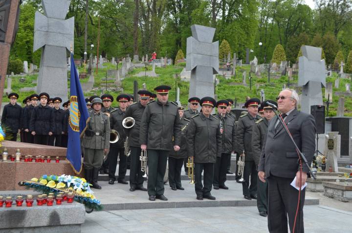 v2-d9816b3340f932212971dd9e5bd867f5_hd