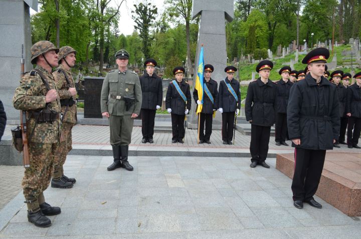 v2-fcdb24f41d9db7dabaf3aca5e949a4a9_hd