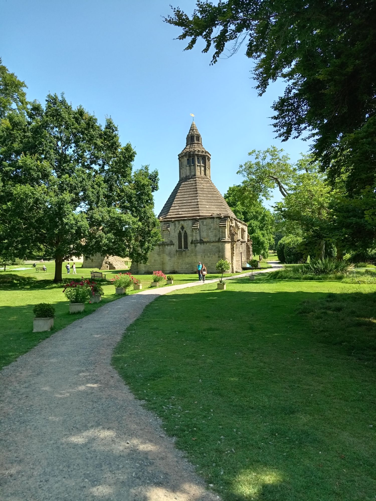 Approaching the Abbot's Kitchen!