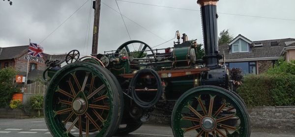Galmptom Traction Engine