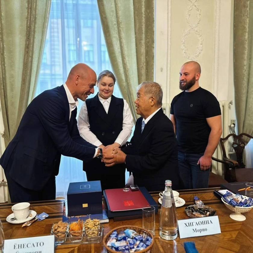 Sensei Higaonna Morio Honoured in Leningrad!
