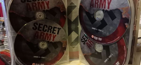 Simply Media 2018 DVD Secret Army - 2284 mins - 12 Discs