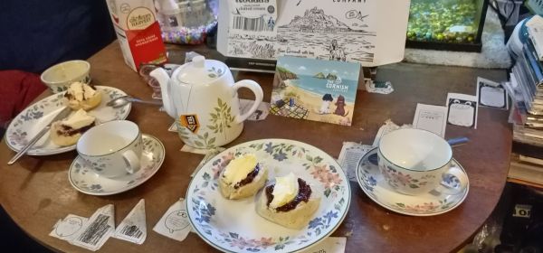 Gee's Birthday Treat - Cornish Cream Tea!