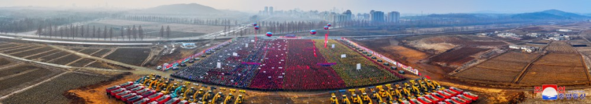 DPRK Builds !0,000 Socialist Flats!