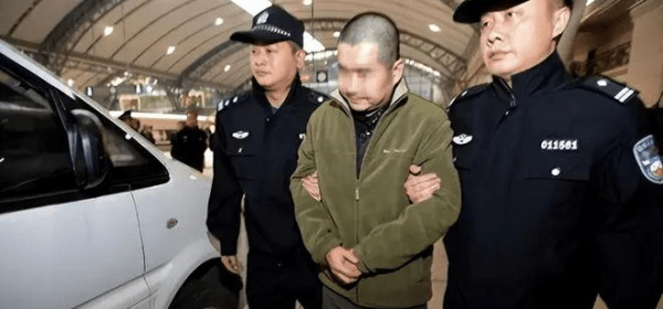 Traitor Liu Sentenced to Death!