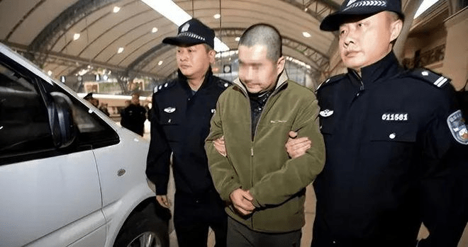 Traitor Liu Sentenced to Death!