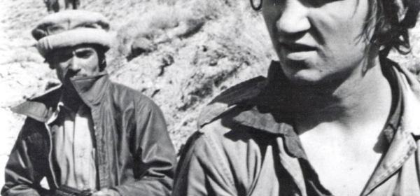 US Sponsored Mujahadeen - Execution of Red Army Soldier!