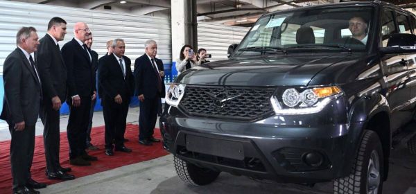 Russia Helps Cuba With Car Industry!