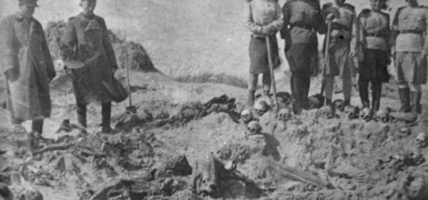 Pit-grave No 8 in the camp for prisoners of war on "Peski" in Pskov. 1945. GARF