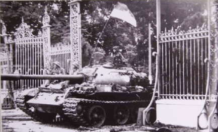 NVA Soviet-Built Tank Smashes Down Gates of US Embassy in What Was Saigon!