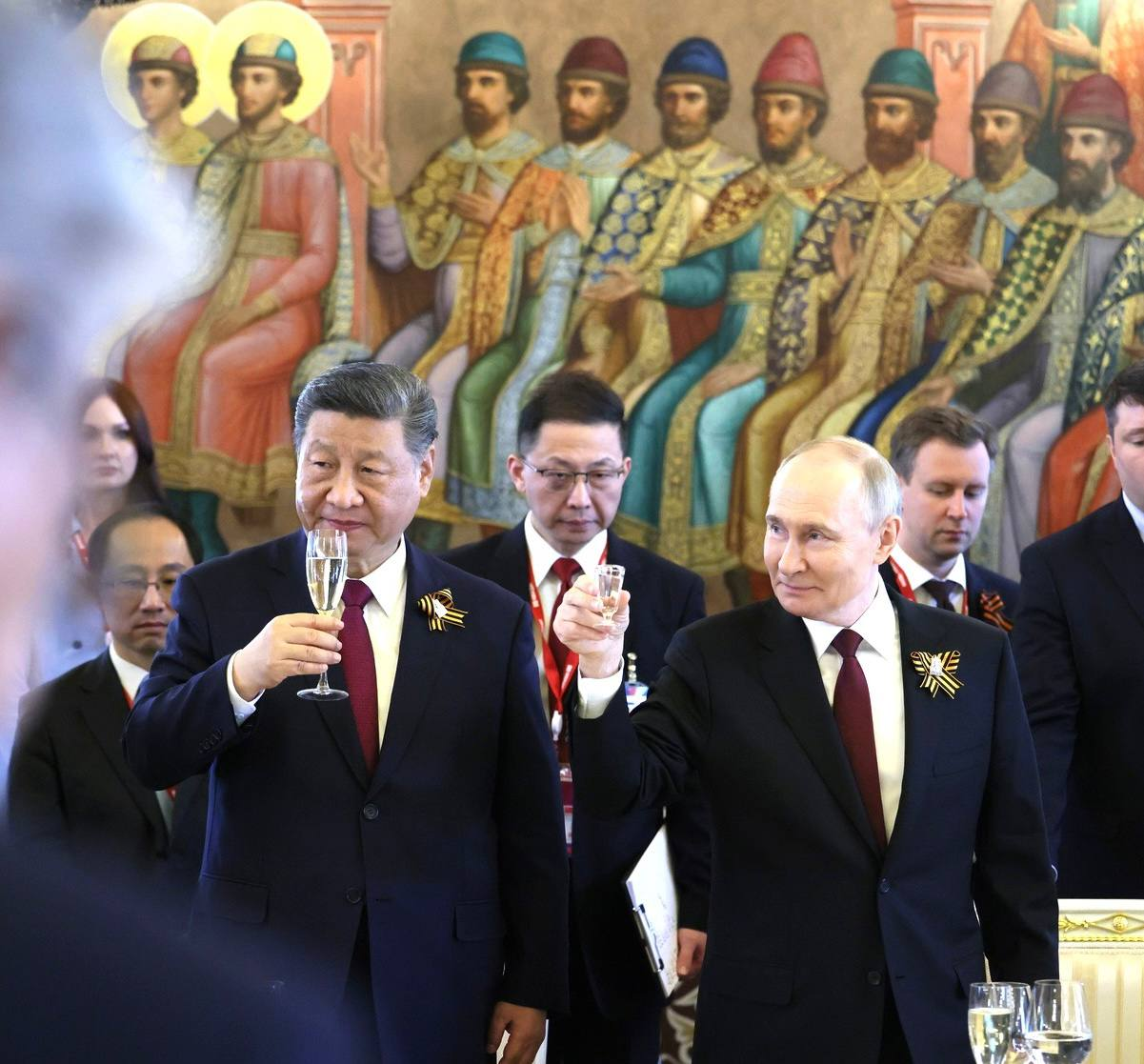 President Xi & President Putin Celebrate Together!