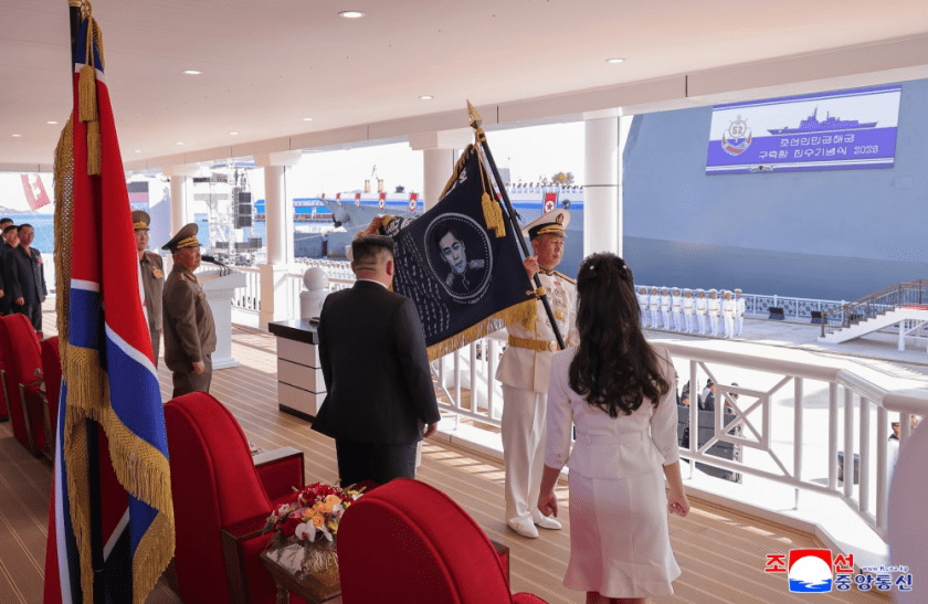 kim Jong Un Overseas the Launch of New Destroyer!