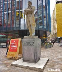 The Great Friedrich Engels - A Statue Rescued from Neo-Nazi Ukraine - Manchester (UK)