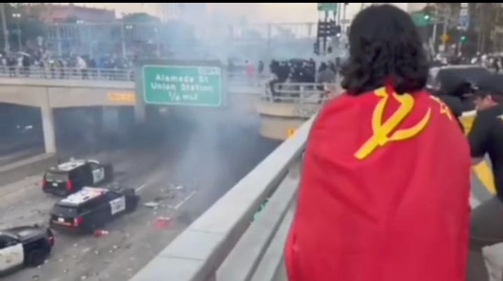 la - red flag on the streets!8595065010480168441.