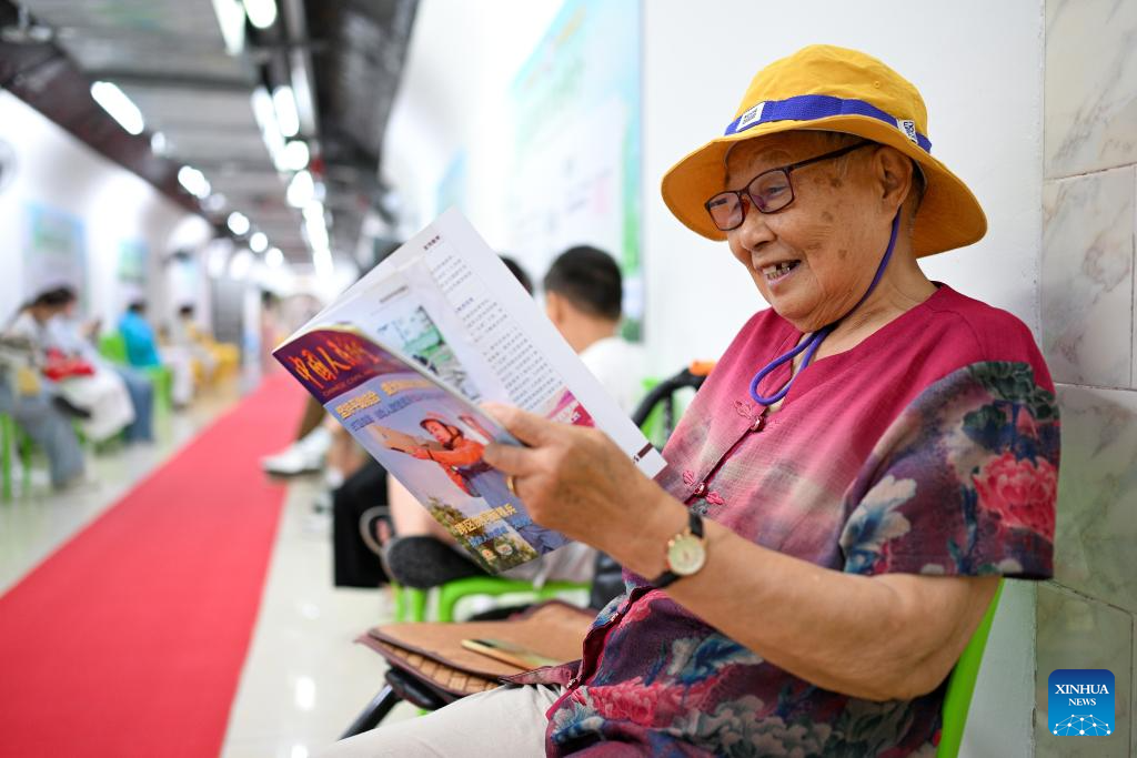 Keeping Cool in the Air-Raid Shelter!