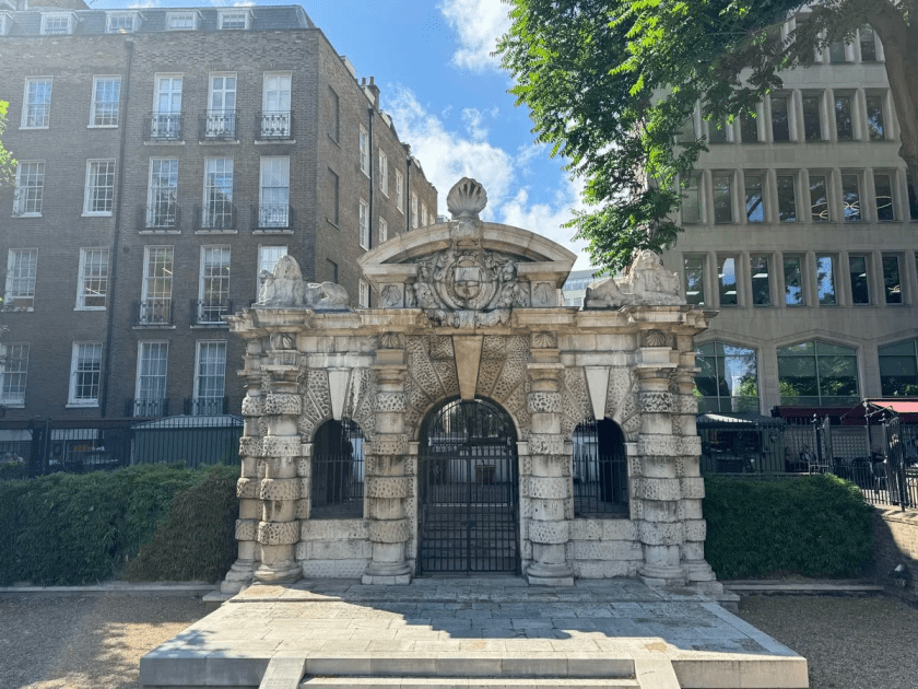 York Watergate - 1626 - Victoria Embankment!