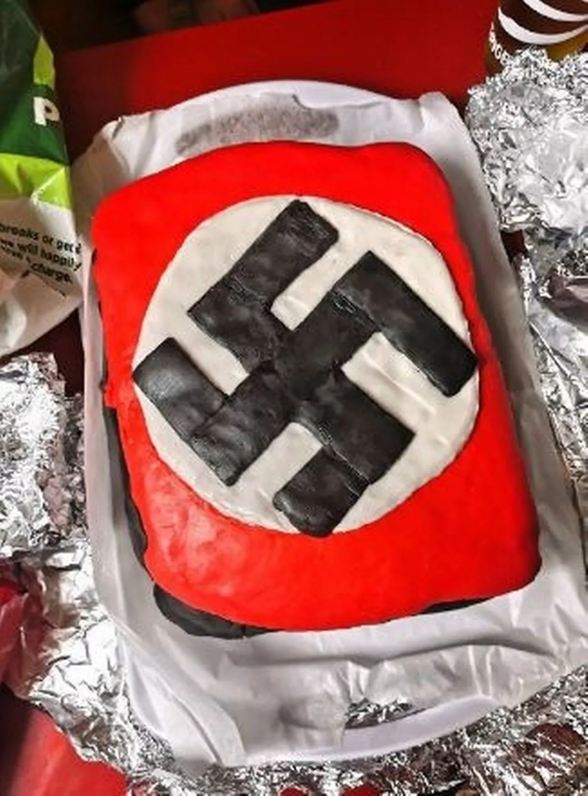 The cake decorated with a Swastika(Image: British Movement)