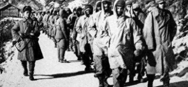 Tens of Thousands of US Soldiers Surrendered!