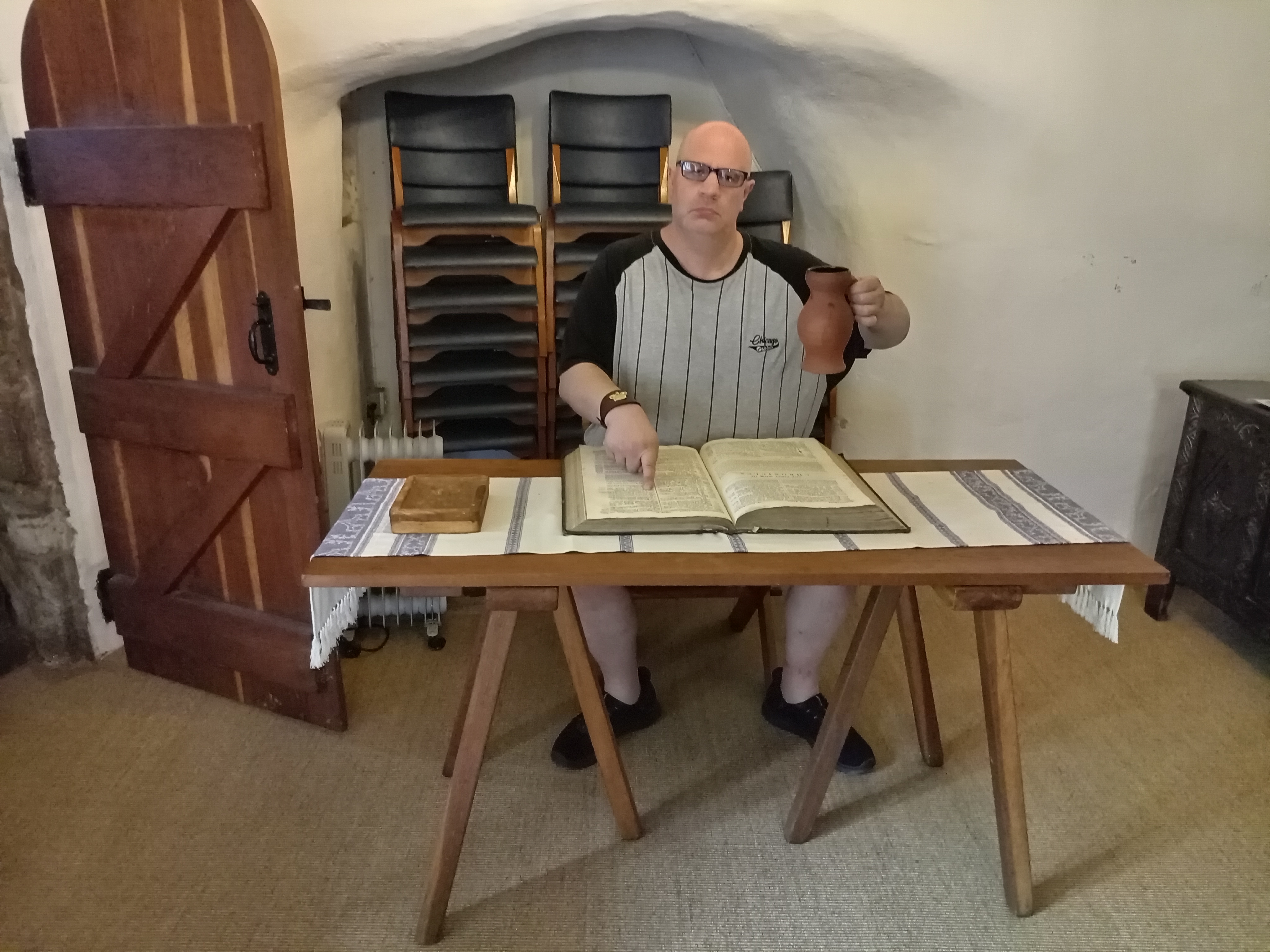 The Boss is Here! Let's Chant!