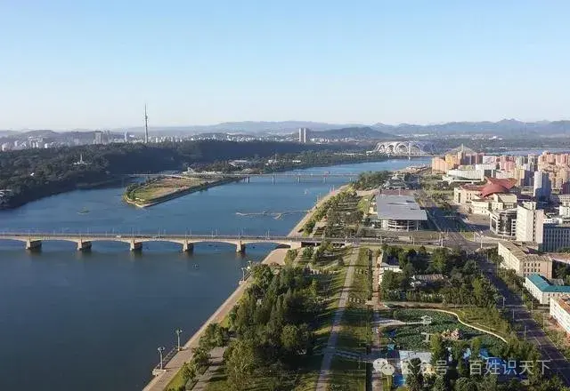 Socialist Reconstriction in North Korea!