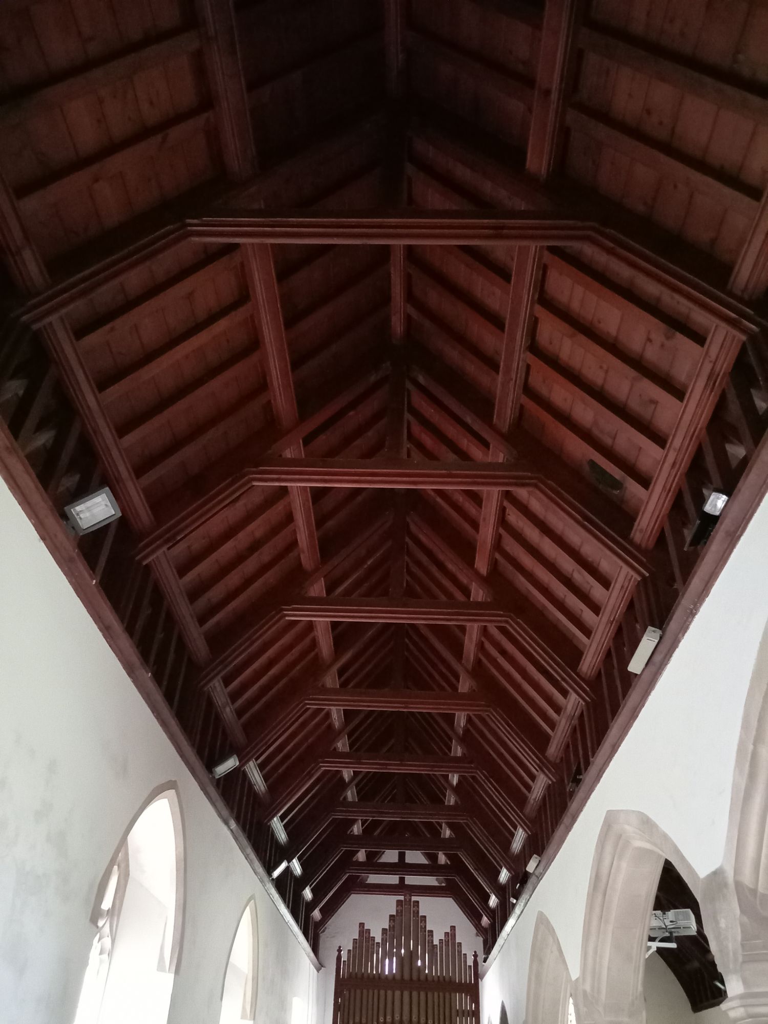 Solid Wood and Strucutre!