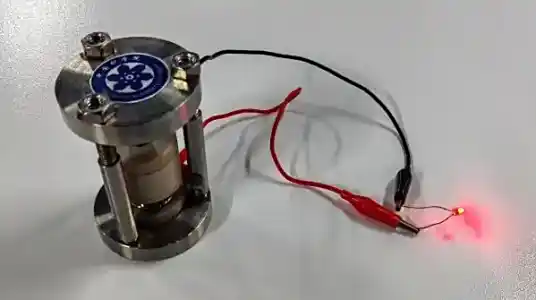 Prototype hydrogen ion battery