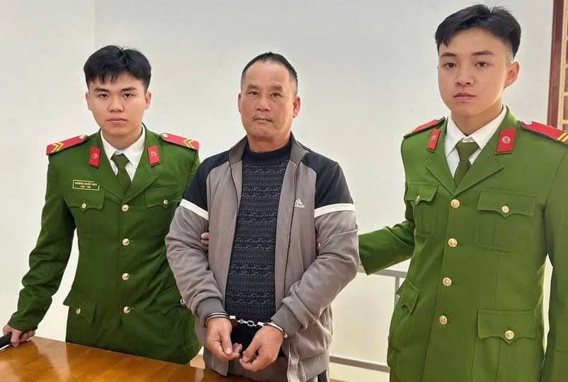 Murderer - Đoàn Văn Sáng, a 57-year-old deputy head of the 4th Market Management Team in Lạng Sơn Province, Vietnam, and a serving civil servant.