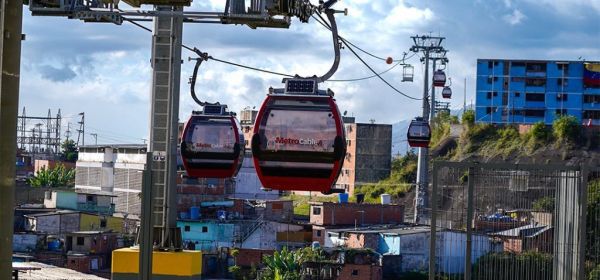 Cable Car - Venezuela Resists!