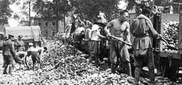 Panama - Chinese Workers Suffered Under Terrible Conditions!