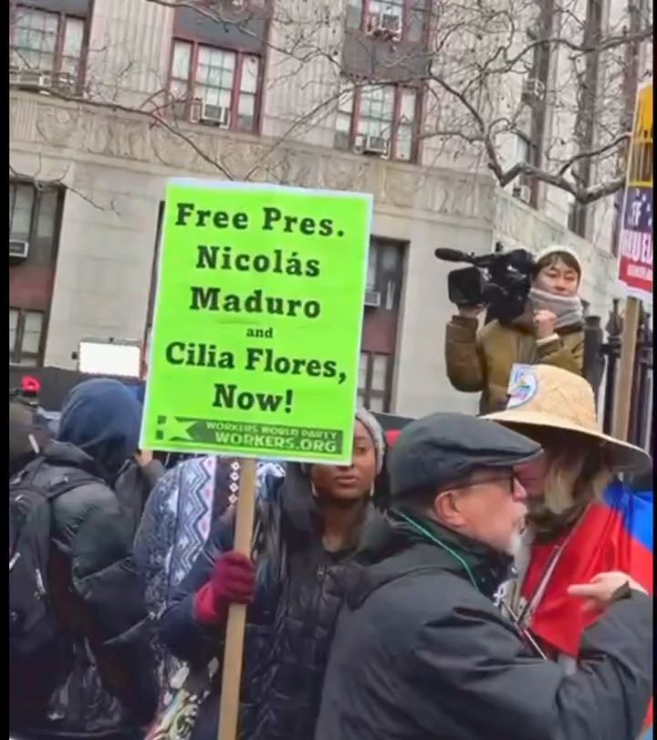 NYC Americans Support Maduro!