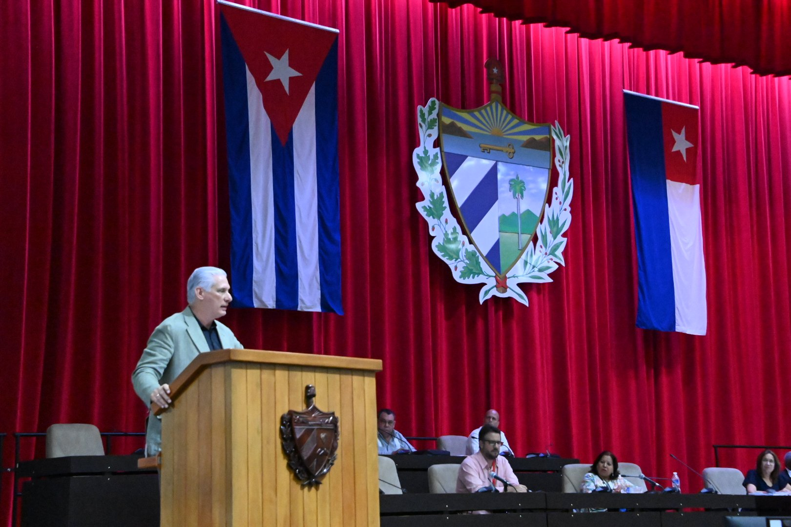 Díaz-Canel to Parliament: Cuba changes to get up, to live better, to continue being free
