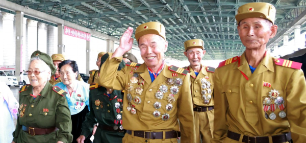 Respect Shown to Elderly Heroes!