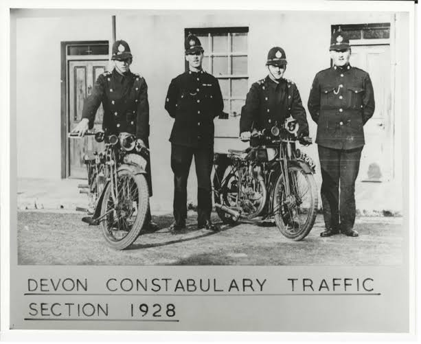 Police Used to Direct Traffic at Cross-Roads Prior to Traffic-Lights