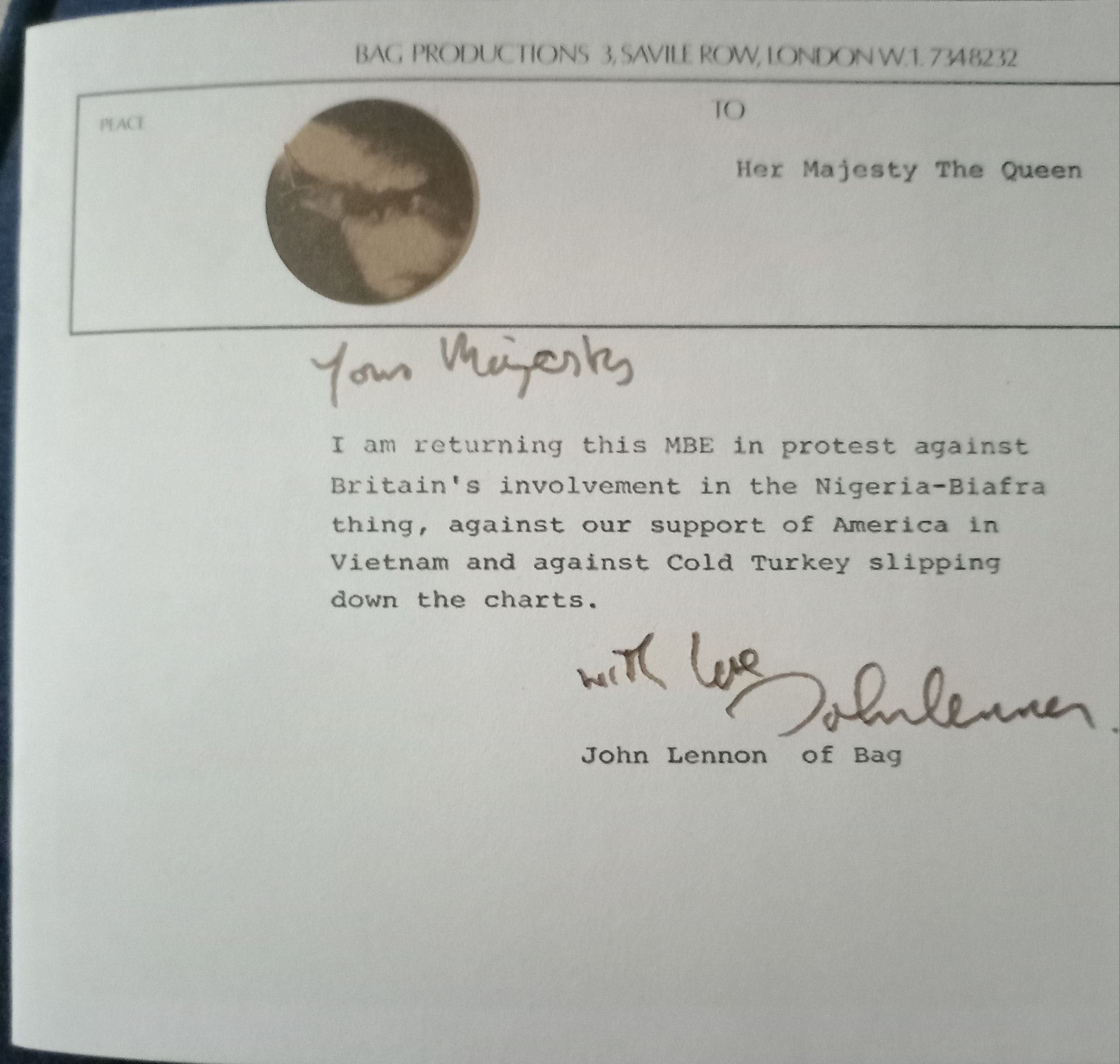 John Lennon Returns His MBE To Queen Elizabeth II!