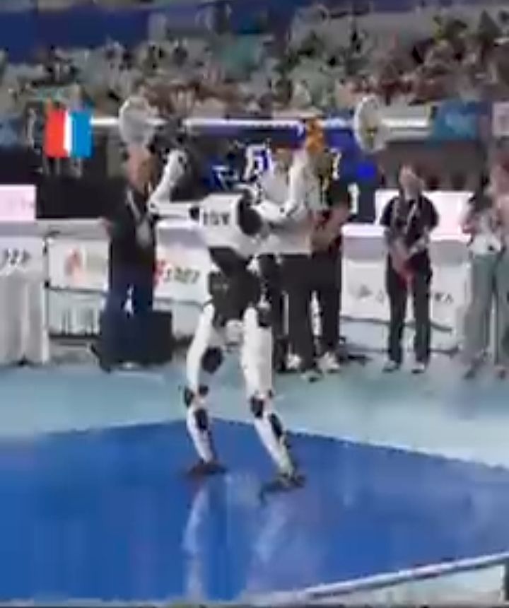 Robot Weightlifting Beijing 2026