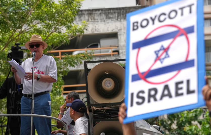 Thais Oppose Zionist Take-Over of Country!