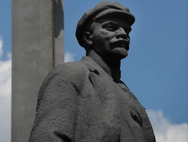 Lenin is Like Buddha!