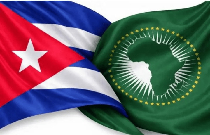 World Stands in Solidarity with Cuba!