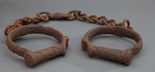 Shackles Made in Sheffield!