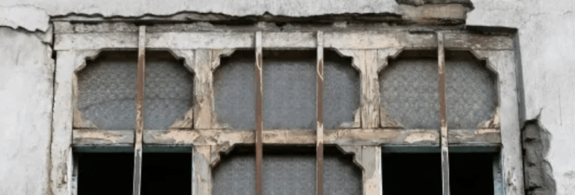 Taliban Schools Out-Law Unauthorised Smiling