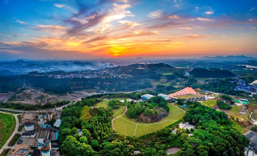 Aerial view of the Tonglushan Ancient Copper Mine Site [Photo/provided to chinaservicesinfo.com]